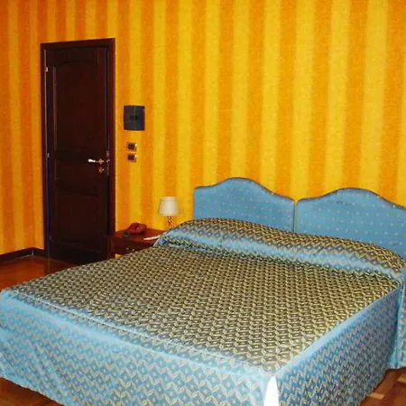 Hotel Excelsior 3*